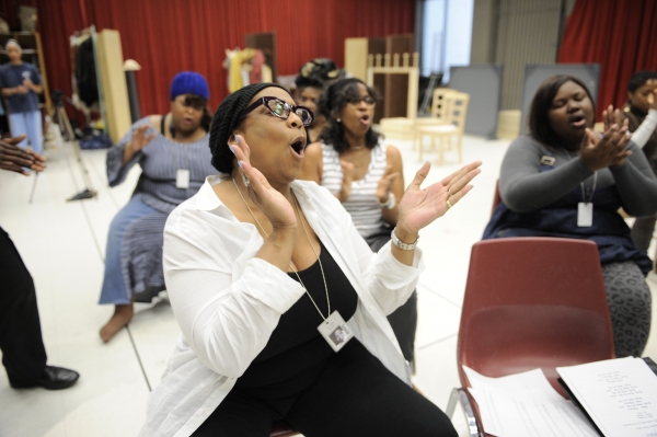 Photo Flash: E. Faye Butler, Felicia Fields et al. in CROWNS' Rehearsal at Goodman Theatre Image