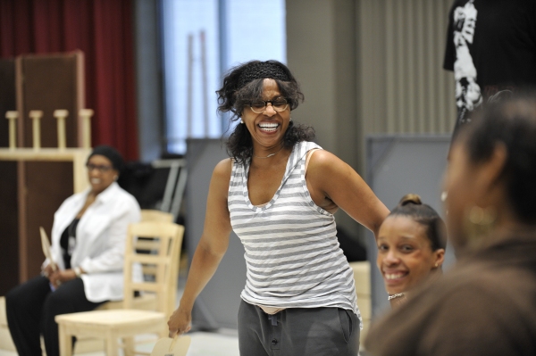 Photo Flash: E. Faye Butler, Felicia Fields et al. in CROWNS' Rehearsal at Goodman Theatre Image