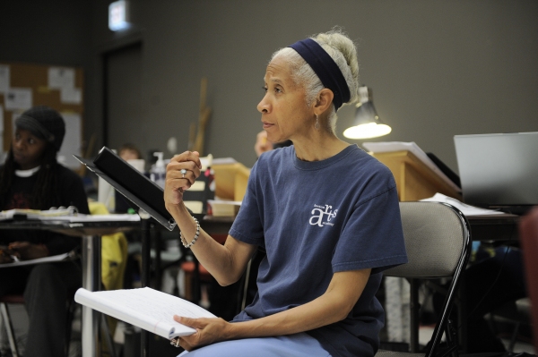 Photo Flash: E. Faye Butler, Felicia Fields et al. in CROWNS' Rehearsal at Goodman Theatre Image
