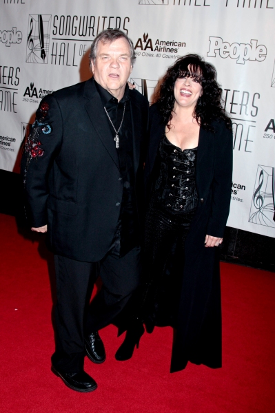 Photo Flash: Bette Midler & Cheyenne Jackson at the Songwriters Hall of Fame Awards Gala Image