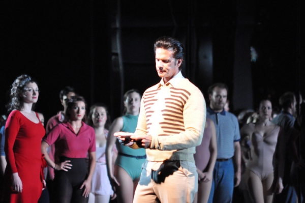 Photo Flash: Lorenzo Lamas in Final Dress Rehearsal of A CHORUS LINE  - Opens Tonight! 