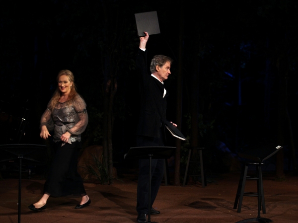 Photo Coverage: Meryl Streep, Kevin Kline & Co. in ROMEO & JULIET Curtain Call in Central Park Image