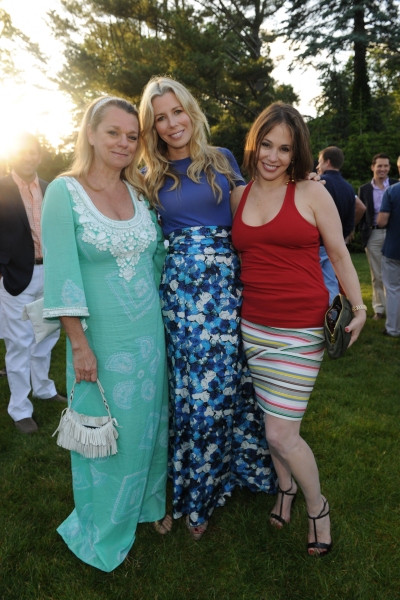 Debbie Bancroft, Aviva Drescher and Tiffany Dubin Photo
