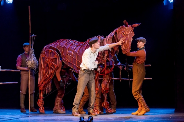 Photo Flash: More from WAR HORSE National Tour, Opening in L.A. June 29!  Image