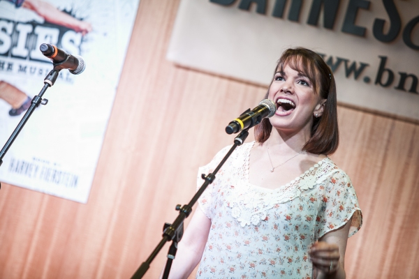 Photo Coverage: NEWSIES Cast Performs at Barnes & Noble  Image