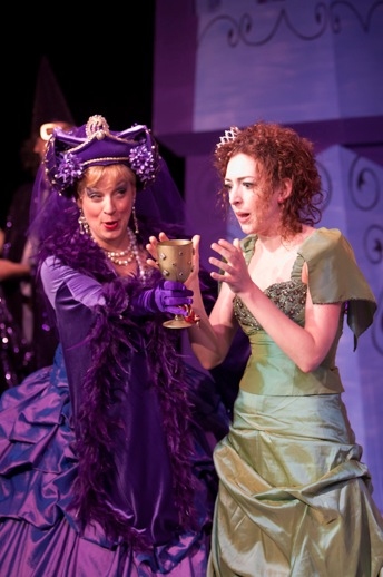 Photo Flash: New Images from ONCE UPON A MATTRESS at the Coterie Theatre Image