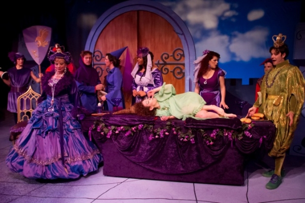 Photo Flash: New Images from ONCE UPON A MATTRESS at the Coterie Theatre Image