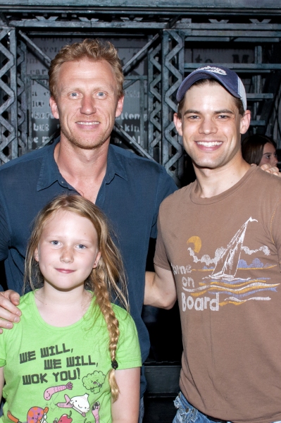 Photo Flash: BRAVE's Kevin McKidd Visits NEWSIES Image