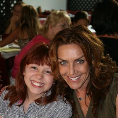 Photo Flash: Andrea McArdle Visits ANNIE at the Surflight Theatre Image