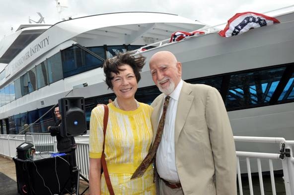 Dominic Chianese and Diana Taylor Photo