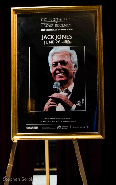 Photo Coverage: Jack Jones Opens at Feinstein's at Loews Regency Image