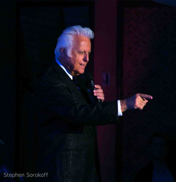 Photo Coverage: Jack Jones Opens at Feinstein's at Loews Regency Image