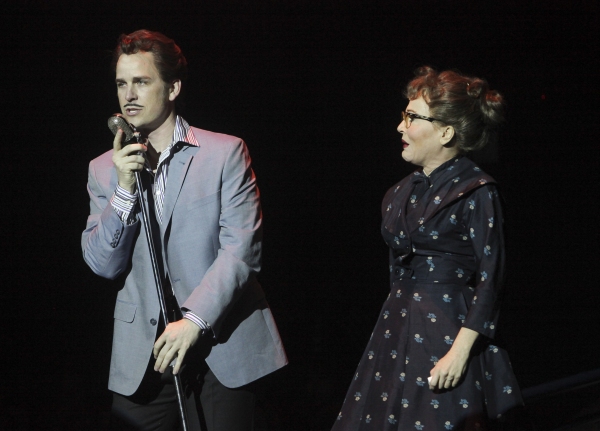 Photo Flash: Complete Look at Kirsten Scott, Brandon Albright, et al. in Music Circus' GREASE Image