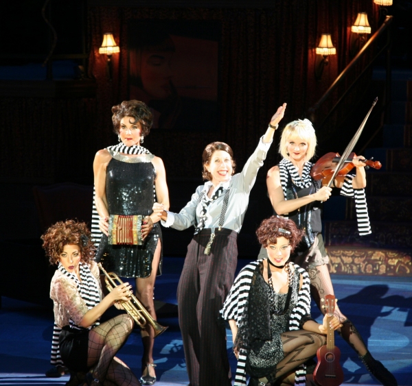 Photo Flash: Patti Murin, Justin Guarini and More in CHICAGO Opening Night at The Muny! Image