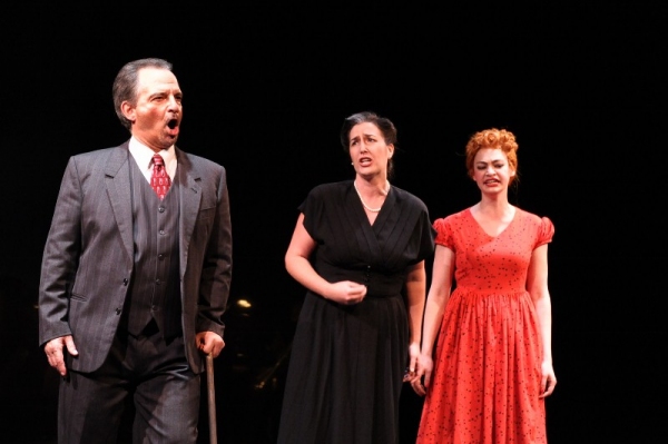 Photo Flash: Mo Rocca Visits Dicapo Opera Theatre Image