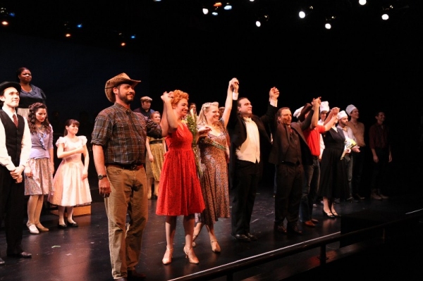 Photo Flash: Mo Rocca Visits Dicapo Opera Theatre Image
