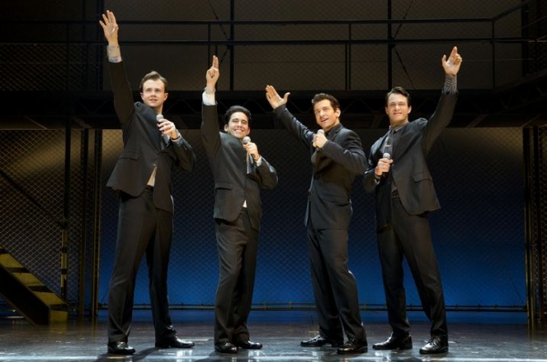 Photo Flash: John Lloyd Young Returns to JERSEY BOYS as 'Frankie Valli' Image