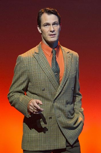 Photo Flash: John Lloyd Young Returns to JERSEY BOYS as 'Frankie Valli' Image