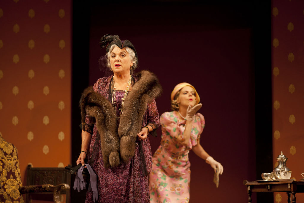 Photo Flash: Tyne Daly, Amy Spanger and More in THE IMPORTANCE OF BEING EARNEST Image