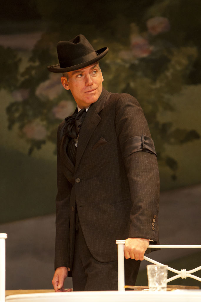 Photo Flash: Tyne Daly, Amy Spanger and More in THE IMPORTANCE OF BEING EARNEST Image
