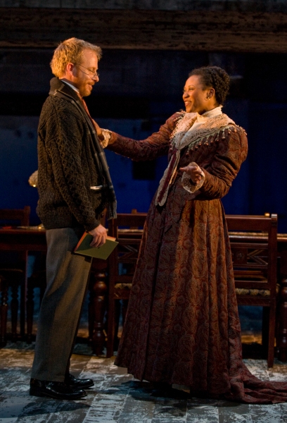 Photo Flash:  First Look at Carrie Coon, Ora Jones, et al. in THREE SISTERS at the Steppenwolf Image
