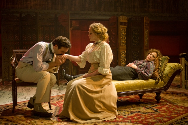 Photo Flash:  First Look at Carrie Coon, Ora Jones, et al. in THREE SISTERS at the Steppenwolf Image
