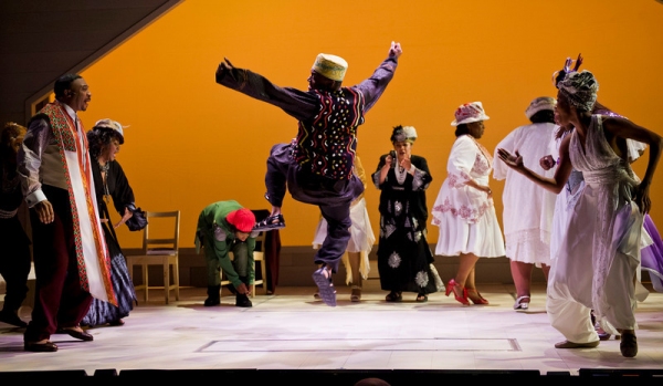 Photo Flash: First Look at E. Faye Butler et al. in Goodman Theatre's CROWNS Image