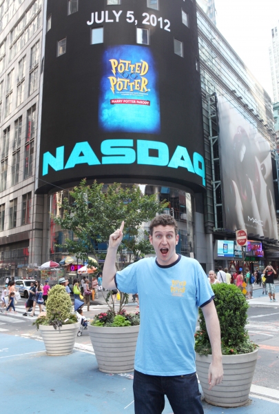 Photo Coverage: POTTED POTTER Invades NASDAQ MarketSite to Ring Closing Bell Image
