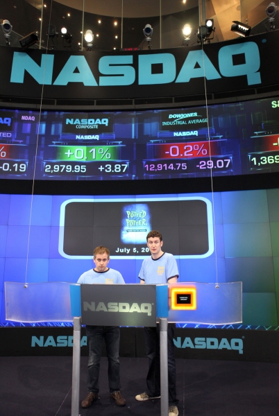 Photo Coverage: POTTED POTTER Invades NASDAQ MarketSite to Ring Closing Bell Image