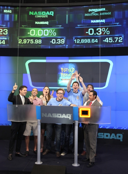 Photo Coverage: POTTED POTTER Invades NASDAQ MarketSite to Ring Closing Bell Image
