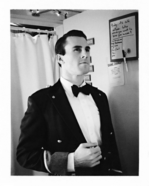 Photo Flash: Robert Petkoff Takes ANYTHING GOES Polaroid Cast Portraits Image