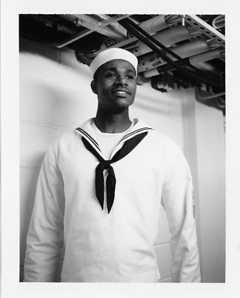 Photo Flash: Robert Petkoff Takes ANYTHING GOES Polaroid Cast Portraits Image