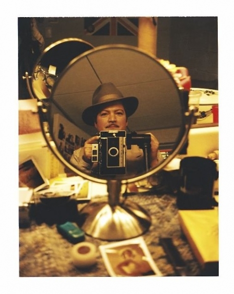 Photo Flash: Robert Petkoff Takes ANYTHING GOES Polaroid Cast Portraits 