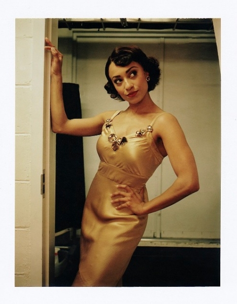 Photo Flash: Robert Petkoff Takes ANYTHING GOES Polaroid Cast Portraits Image