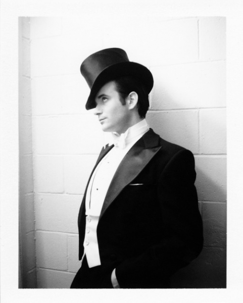 Photo Flash: Robert Petkoff Takes ANYTHING GOES Polaroid Cast Portraits Image