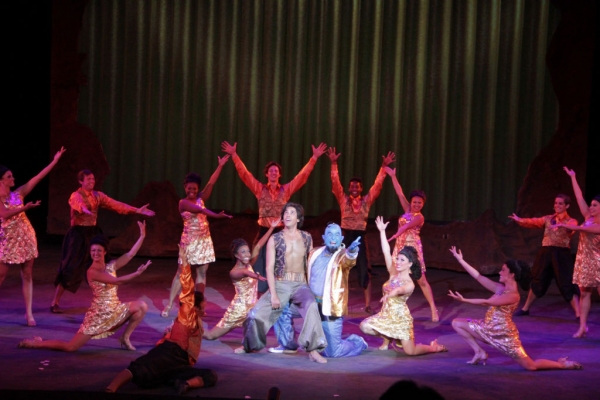 Photo Flash: First Look at Dan Domenech, Haley Carlucci & More in Tuacahn's ALADDIN  Image