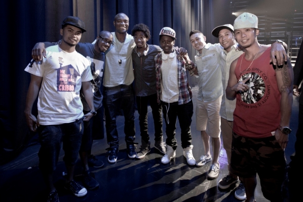 Photo Flash: UFC's Anderson Silva Visits Jabbawockeez MÜS.I.C. Show Image
