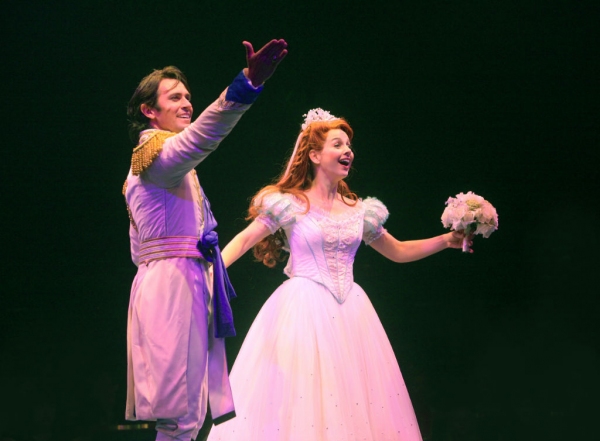 Photo Flash: Complete Look at Jessica Grové and More in Music Circus' THE LITTLE MERMAID Image
