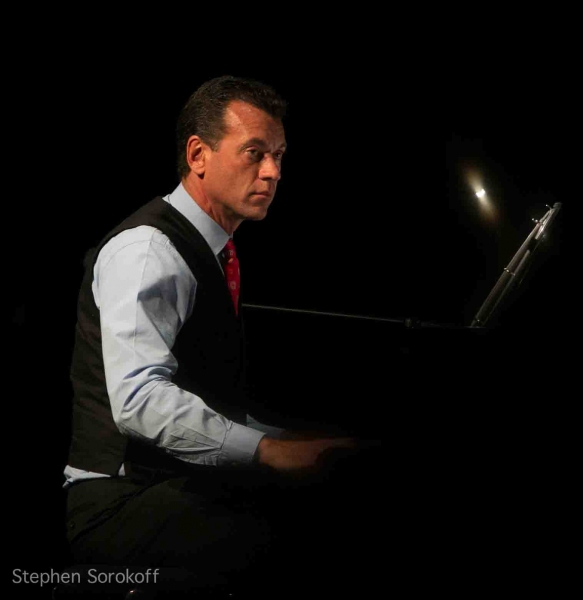 Photo Coverage: Julie Halston, Mario Cantone & More Pay Tribute to Bradshaw Smith Image