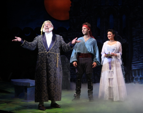 Photo Flash: First Look at CRT's PIRATES OF PENZANCE, Opening Tonight Image