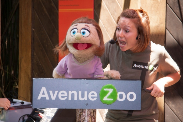 Photo Flash: AVENUE Q Visits AVENUE ZOO at the Bronx Zoo Image