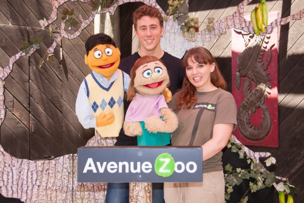 Photo Flash: AVENUE Q Visits AVENUE ZOO at the Bronx Zoo Image
