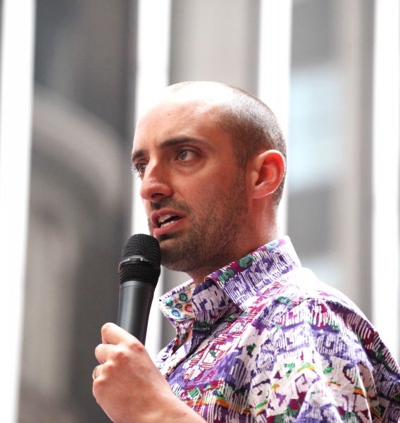 Photo Coverage: Bernadette Peters, Mary Tyler Moore, Megan Hilty, Anjelica Huston & More Onstage at Broadway Barks 14!  Image