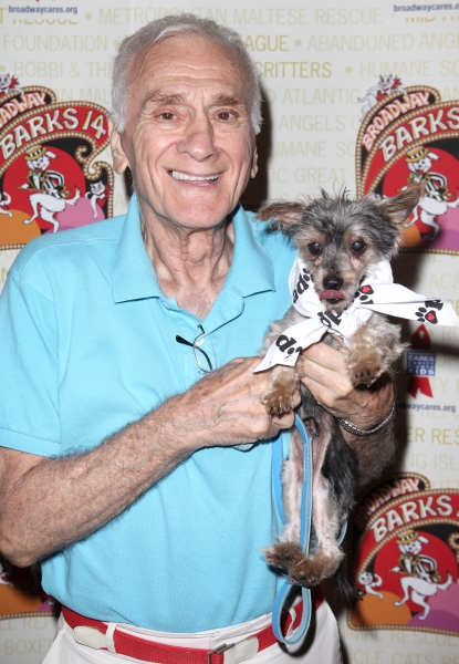 Photo Coverage: Bernadette Peters, Mary Tyler Moore & Broadway Stars Backstage at Broadway Barks 14! Photo Coverage: Bernadette Peters, Mary Tyler Moore & Broadway Stars Backstage at Broadway Barks 14! Image