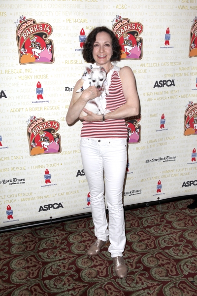 Photo Coverage: Bernadette Peters, Mary Tyler Moore & Broadway Stars Backstage at Broadway Barks 14!  Image