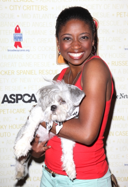 Photo Coverage: Bernadette Peters, Mary Tyler Moore & Broadway Stars Backstage at Broadway Barks 14! Photo Coverage: Bernadette Peters, Mary Tyler Moore & Broadway Stars Backstage at Broadway Barks 14! Image