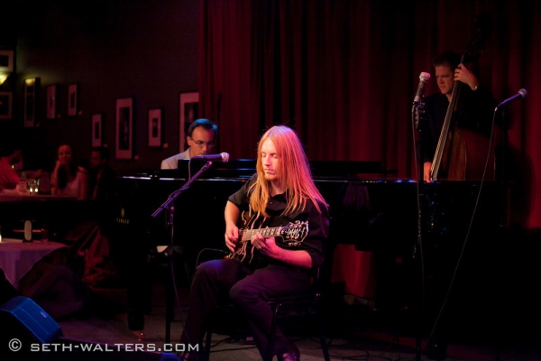 Photo Flash: Clint Holmes, CENTRAL AVENUE BREAKDOWN and More at Jim Caruso's Cast Party at Birdland Image