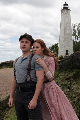 Photo Flash: First Look at Teal Wicks and James Snyder in Goodspeed's CAROUSEL Image