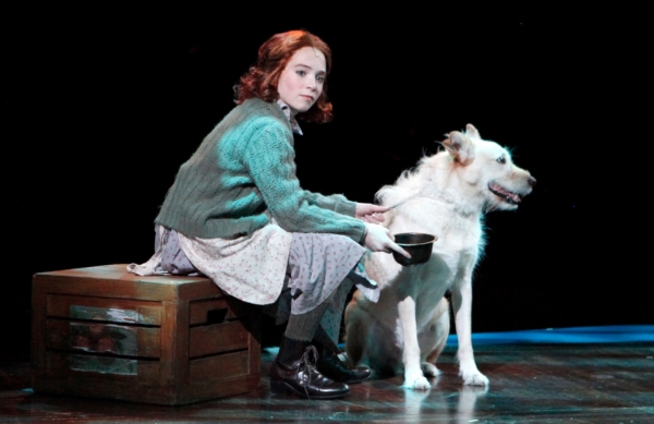 Photo Flash: First Look at Lauren Weintraub and Jacquelyn Piro Donovan in NSMT's ANNIE Image
