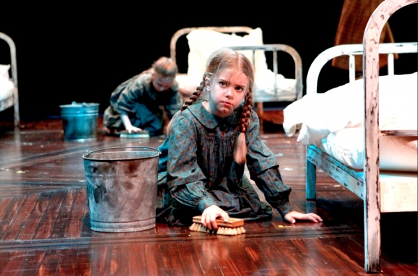 Photo Flash: First Look at Lauren Weintraub and Jacquelyn Piro Donovan in NSMT's ANNIE Image